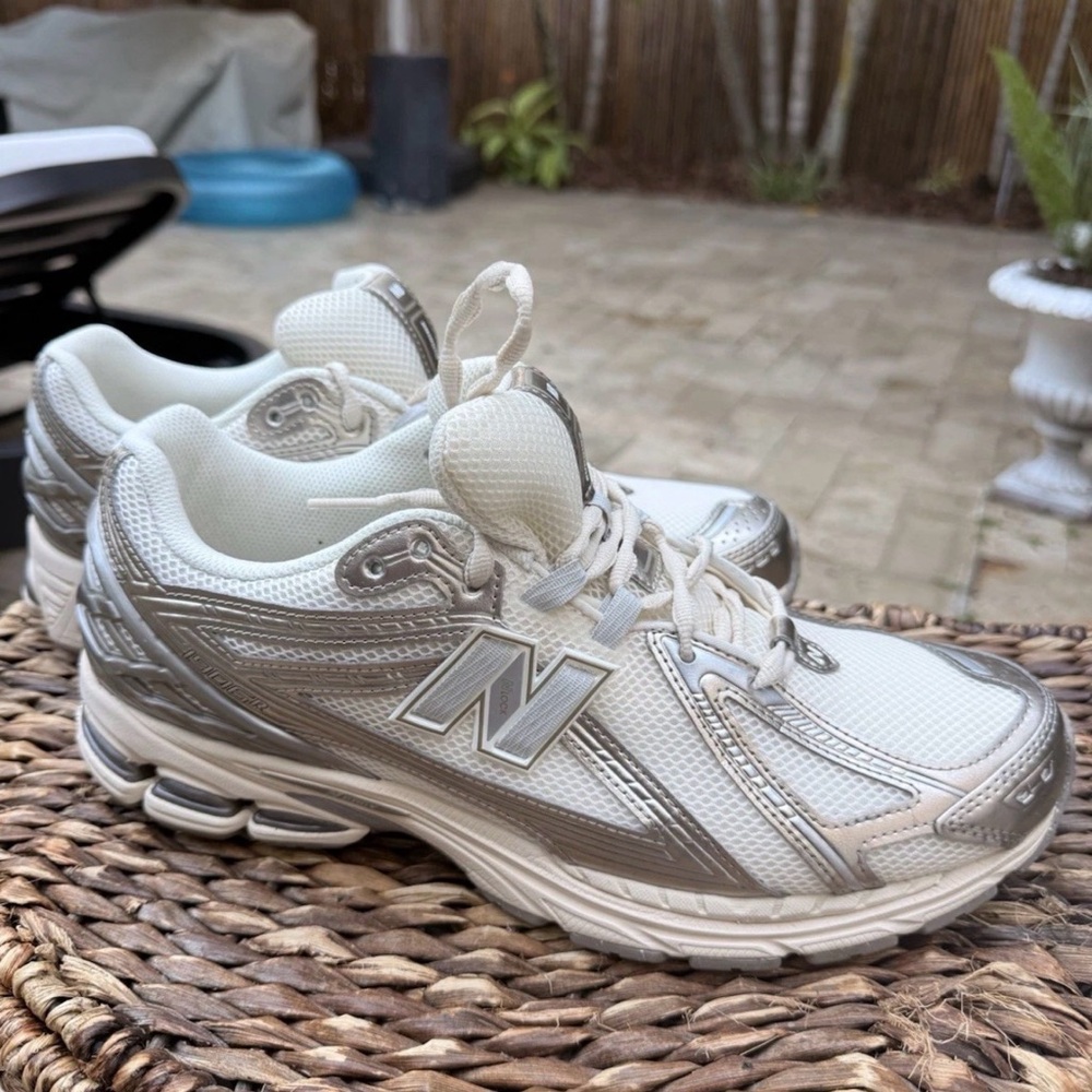 New Balance 1906 Men's Size 13